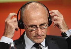 EU Watchdog Says Bankers' Allowances Breach Bonus Rule